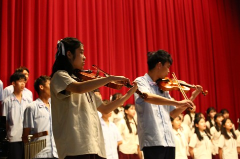 LINE_ALBUM_111-2高中部音樂比賽_230612_37.jpg