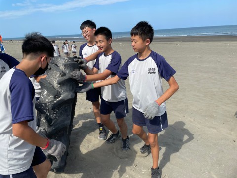 112-1國中部服務學習 (46).jpg