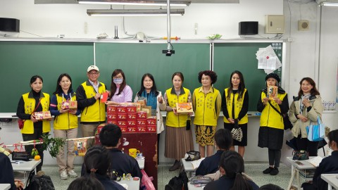 112-1高三學測祈福掛牌奉茶 (59).jpg