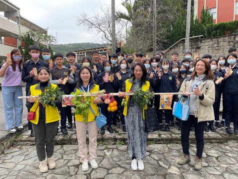 112-1高三學測祈福掛牌奉茶 (31).jpg