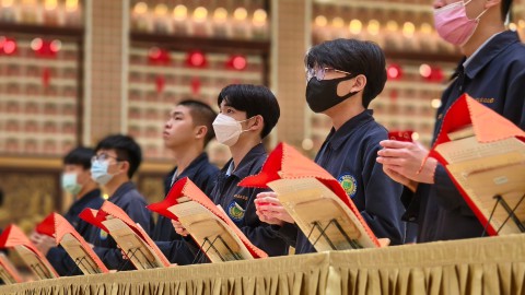 112-1高三學測祈福掛牌奉茶 (22).jpg