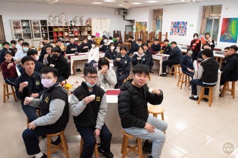 112-1高三學測祈福掛牌奉茶 (74).jpg