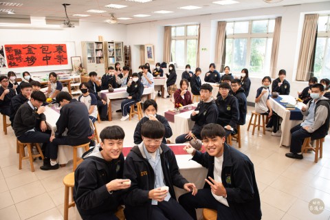 112-1高三學測祈福掛牌奉茶 (76).jpg