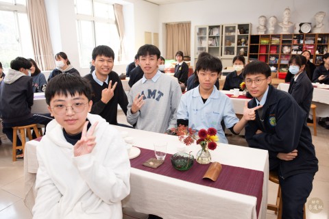 112-1高三學測祈福掛牌奉茶 (65).jpg
