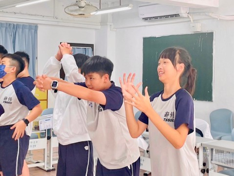LINE_ALBUM_D04-A 精選_240807_58.jpg