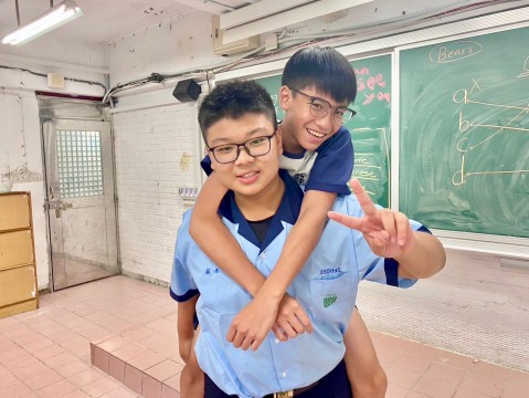 LINE_ALBUM_辭修中學第六天下午班_240809_29.jpg