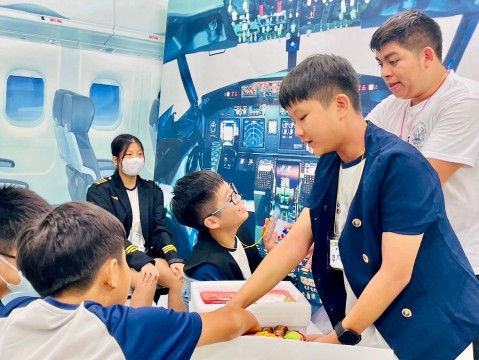 LINE_ALBUM_辭修中學第六天早上班_240809_69.jpg