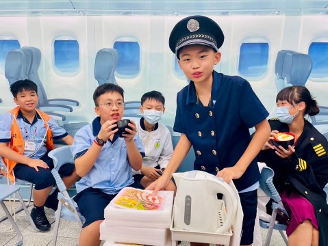 LINE_ALBUM_辭修中學第六天下午班_240809_55.jpg