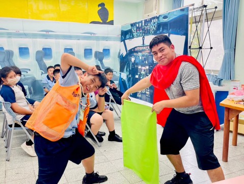 LINE_ALBUM_辭修中學第六天下午班_240809_52.jpg