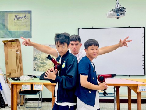 LINE_ALBUM_辭修中學第六天早上班_240809_68.jpg