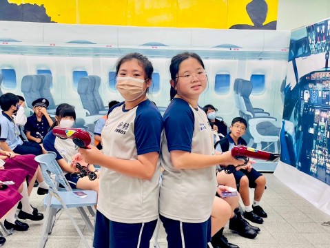 LINE_ALBUM_辭修中學第六天下午班_240809_53.jpg